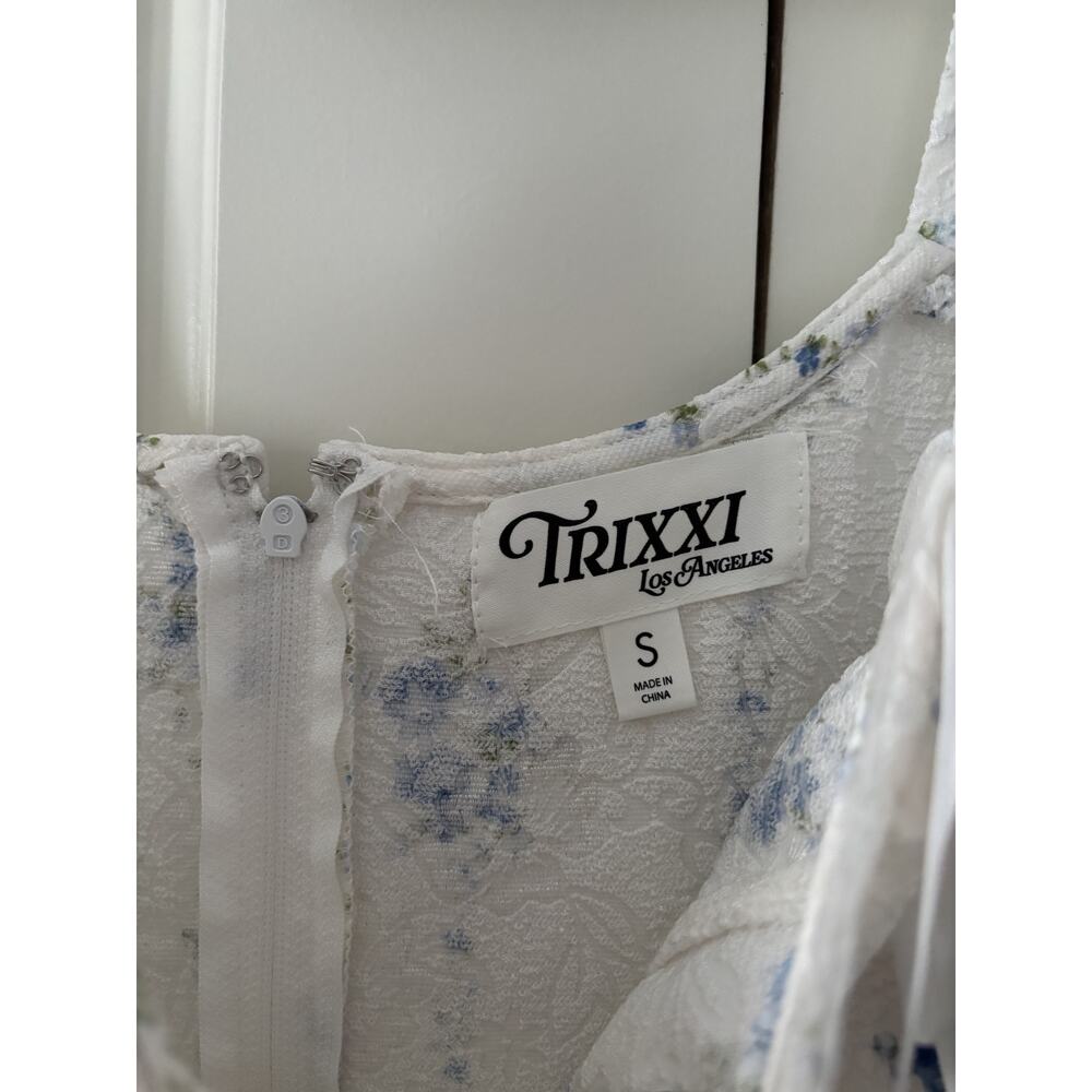 Trixxi White Blue Floral Tiered Dress Size S - Picture 5 of 10